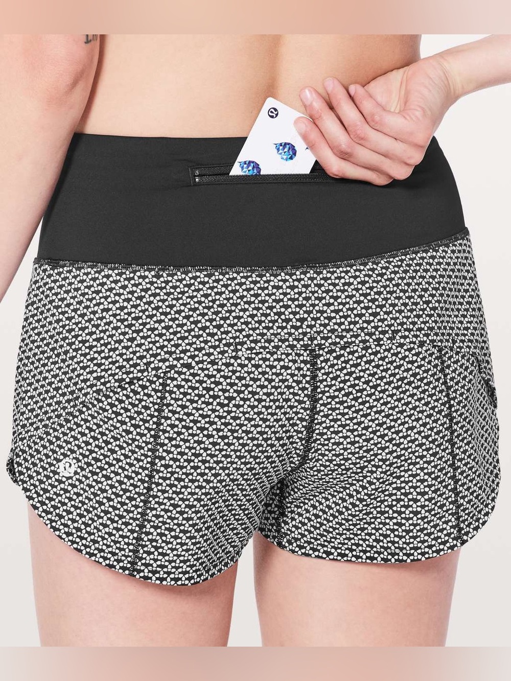 Lululemon Speed Up Short Hi-Rise 2.5”